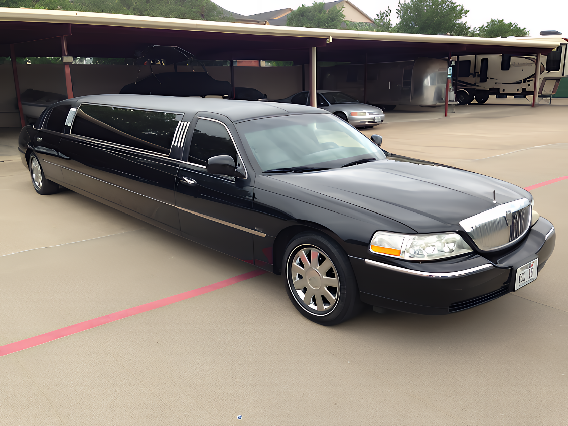 10-passenger Lincoln sedan stretch limousine exterior — classic DFW limo