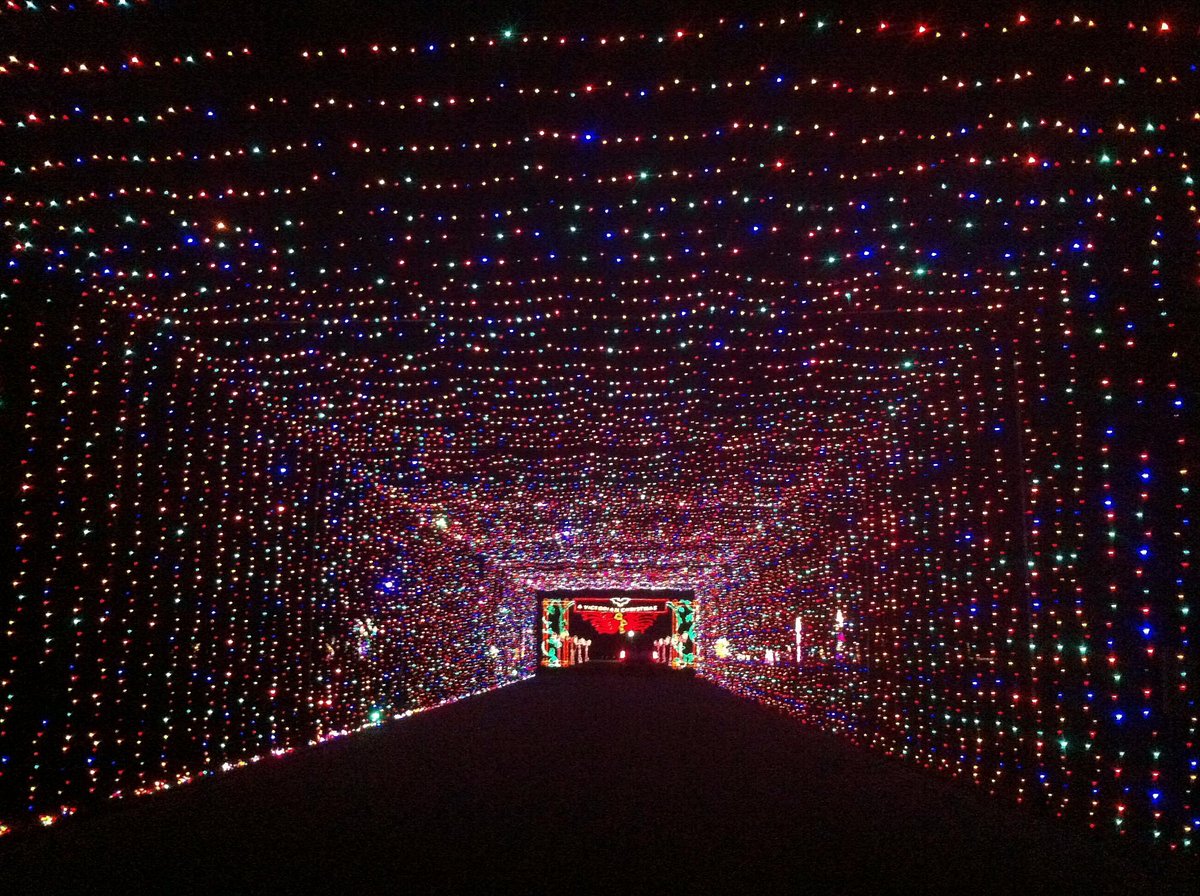 Grand Prairie Light Tour Tunnel